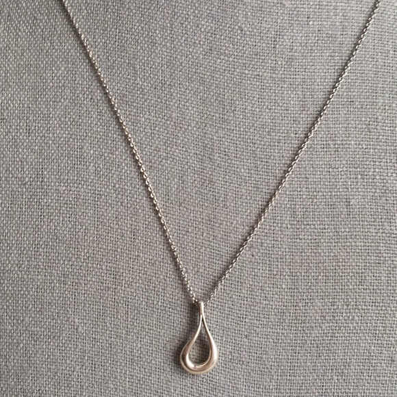 Tiffany&Co. Elsa Peretti Open Teardrop Pendant Necklace in Sterling Silver (18") - Picture 2 of 5